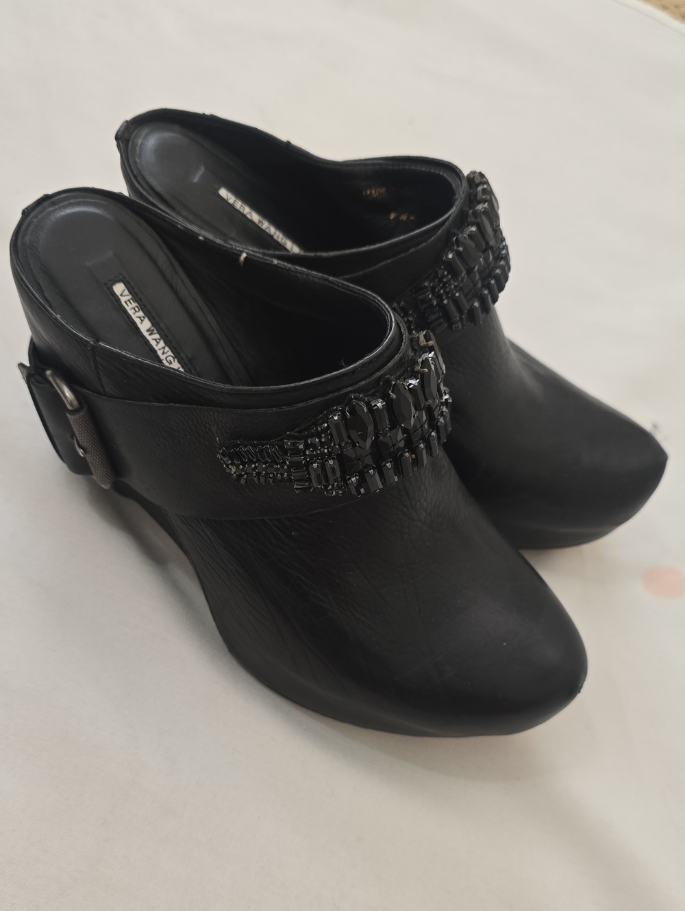 Vera Wang Black Beaded Slip-On Mule Clogs 6